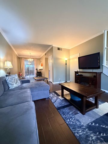 3678 Hidden Dr Apt 2804, San Antonio, TX 78217