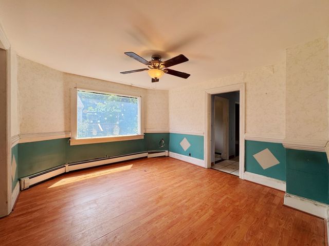 30 First St, Taunton, MA 02780