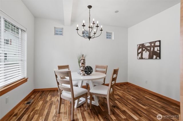 6604 198th Place SW, Lynnwood, WA 98036
