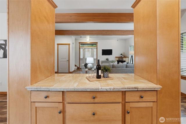 6604 198th Place SW, Lynnwood, WA 98036