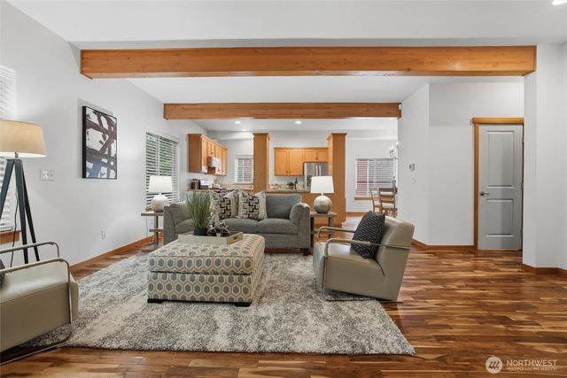 6604 198th Place SW, Lynnwood, WA 98036