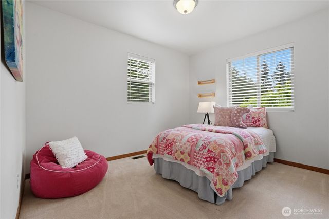 6604 198th Place SW, Lynnwood, WA 98036