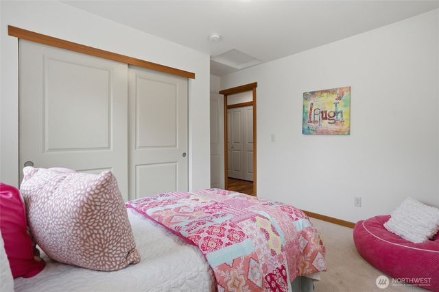 6604 198th Place SW, Lynnwood, WA 98036