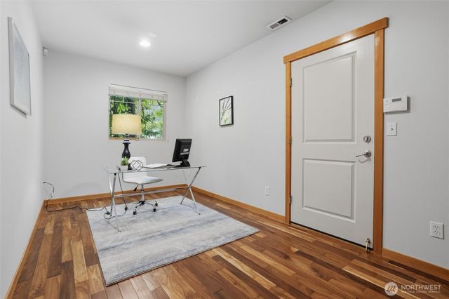 6604 198th Place SW, Lynnwood, WA 98036