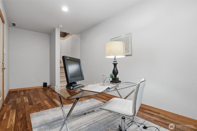 6604 198th Place SW, Lynnwood, WA 98036