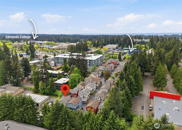 6604 198th Place SW, Lynnwood, WA 98036