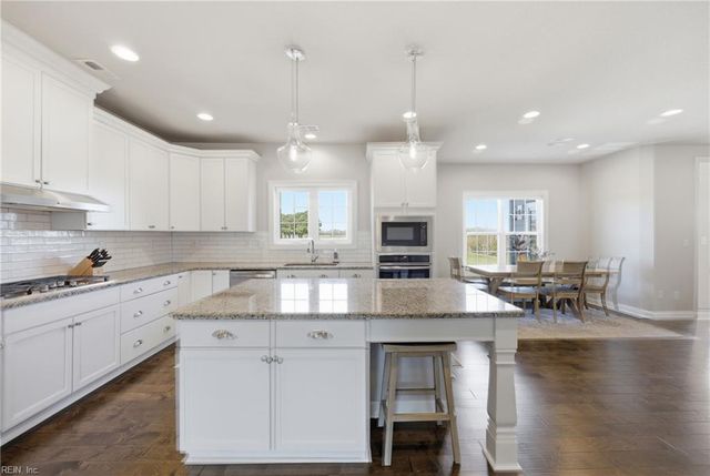 2008 Camden CT, Virginia Beach, VA 23457