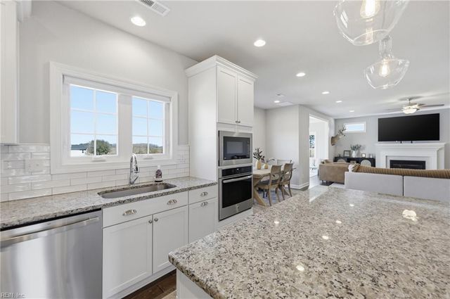 2008 Camden CT, Virginia Beach, VA 23457