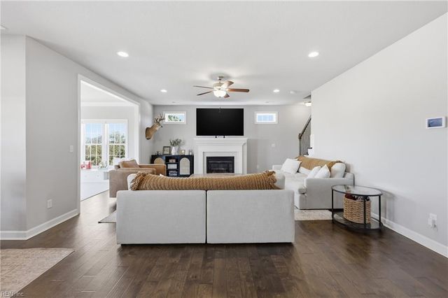 2008 Camden CT, Virginia Beach, VA 23457