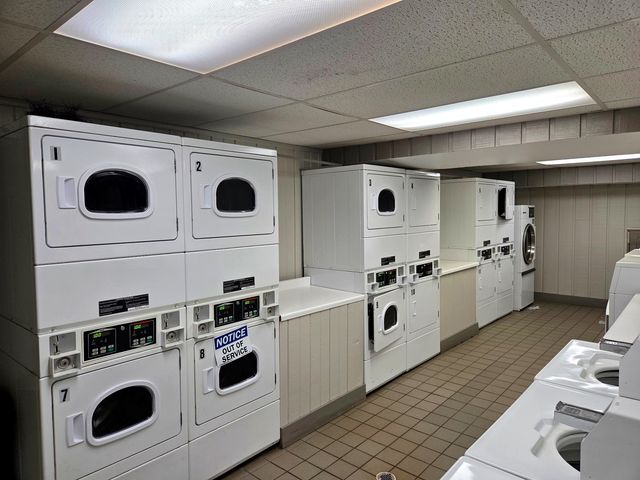 16 E Old Willow Road 304S, Prospect Heights, IL 60070