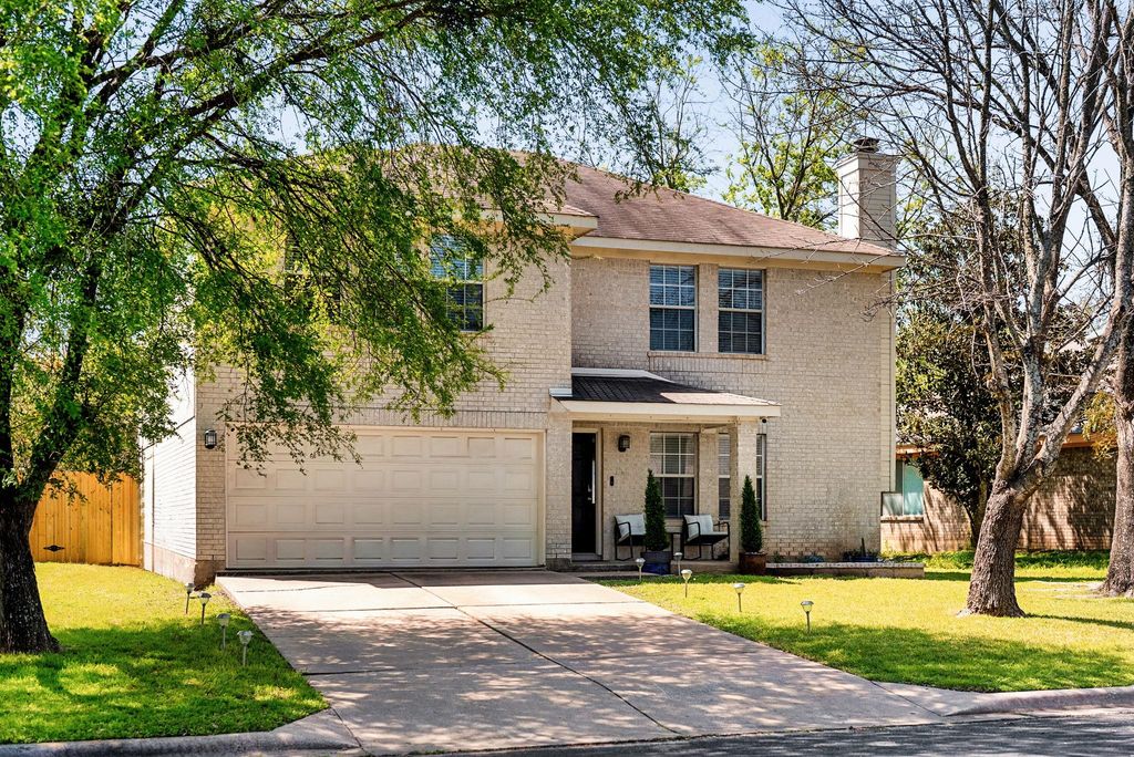 7906 Briarton DR, Austin, TX 78747