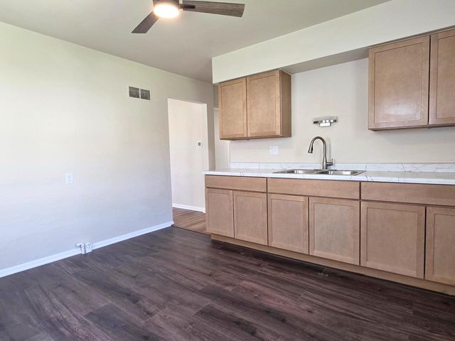 7212 W Silver Spring DRIVE, Milwaukee, WI 53218