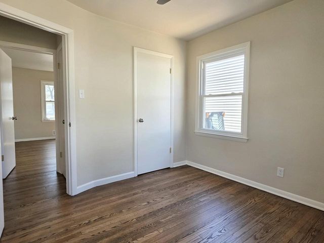 7212 W Silver Spring DRIVE, Milwaukee, WI 53218