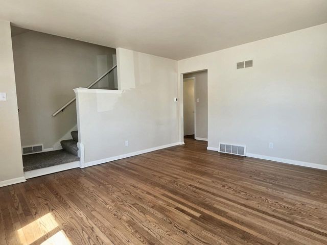 7212 W Silver Spring DRIVE, Milwaukee, WI 53218
