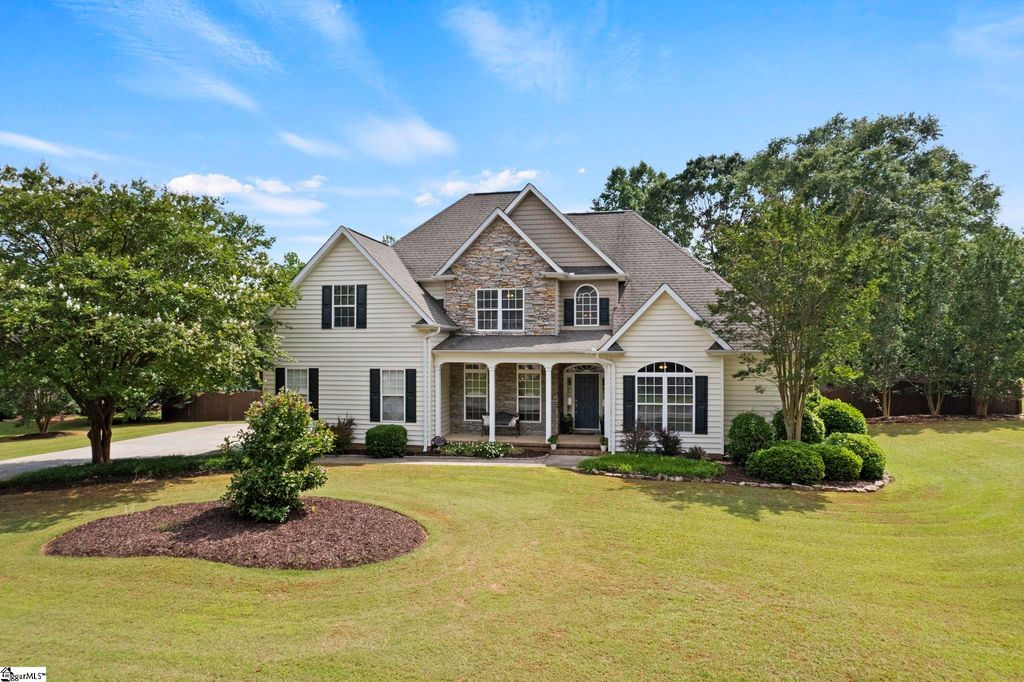6 Mandarin Circle, Taylors, SC 29687