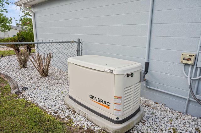 2122 RAMBLEWOOD LANE, Brandon, FL 33510