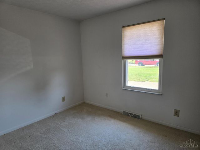 1128 N Frieda Drive, Fairfield, OH 45014
