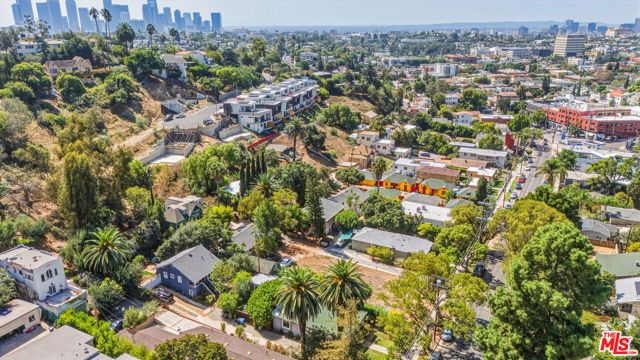 1674 Morton Avenue, Los Angeles, CA 90026