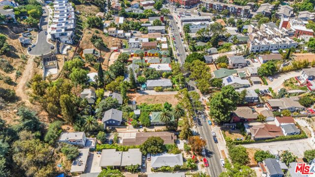 1674 Morton Avenue, Los Angeles, CA 90026