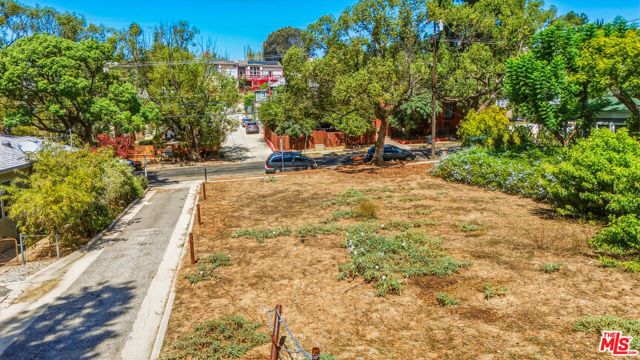 1674 Morton Avenue, Los Angeles, CA 90026