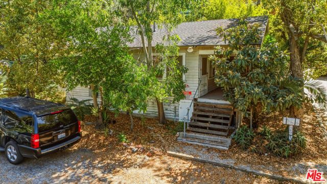 1674 Morton Avenue, Los Angeles, CA 90026