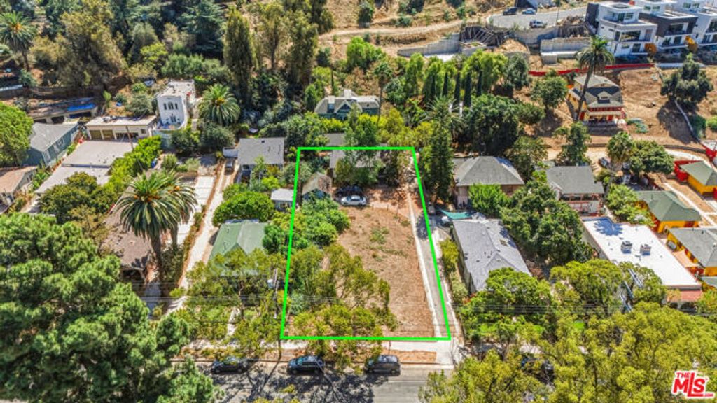 1674 Morton Avenue, Los Angeles, CA 90026