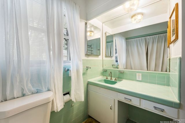 1035 Shook, San Antonio, TX 78212