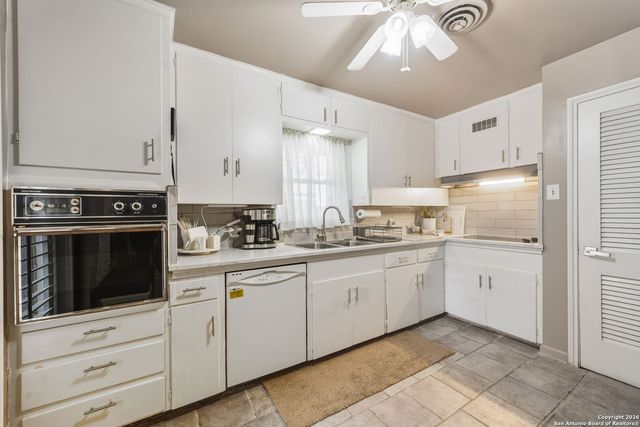 1035 Shook, San Antonio, TX 78212