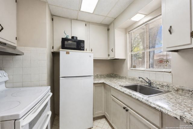 1035 Shook, San Antonio, TX 78212