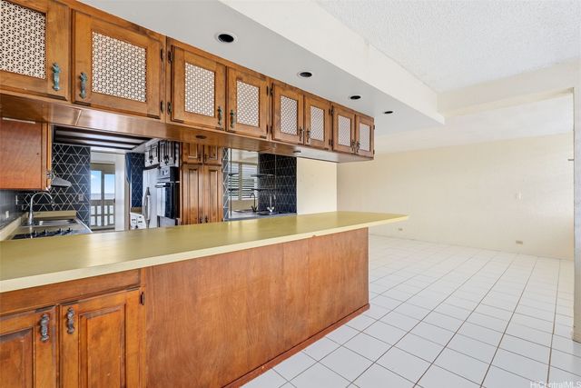 84-965 Farrington Highway A903 & A904, Waianae, HI 96792