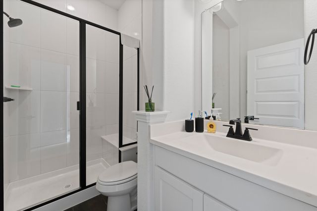 2603 Thornhill Lane, Mansfield, TX 76084