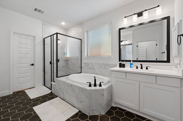 2603 Thornhill Lane, Mansfield, TX 76084