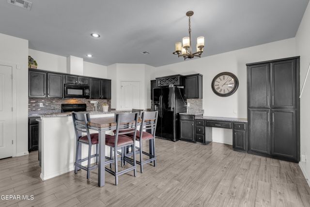 14924 JERRY ARMSTRONG Court, El Paso, TX 79938