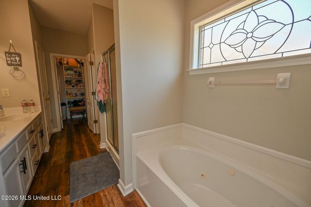 7169 N Swinnea Ridge, Southaven, MS 38671