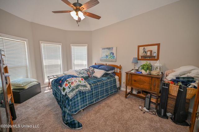 7169 N Swinnea Ridge, Southaven, MS 38671