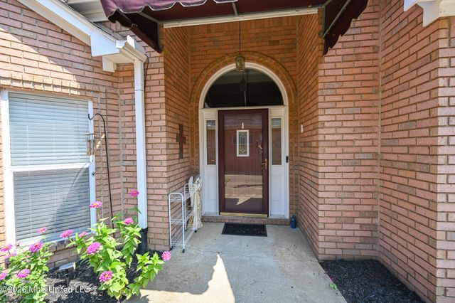 7169 N Swinnea Ridge, Southaven, MS 38671
