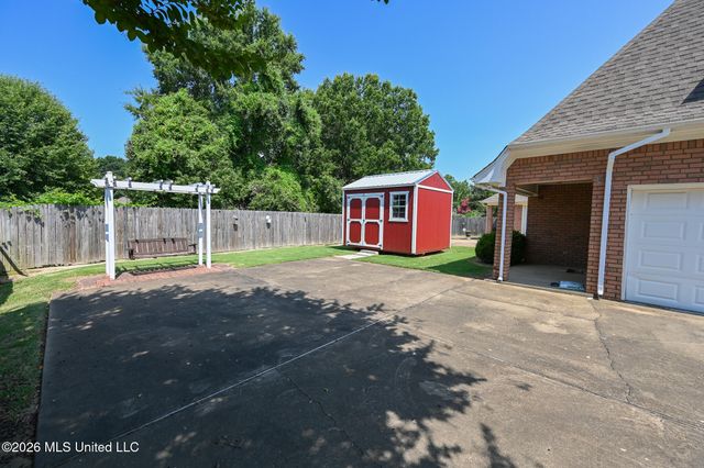 7169 N Swinnea Ridge, Southaven, MS 38671