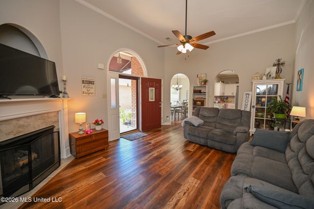 7169 N Swinnea Ridge, Southaven, MS 38671