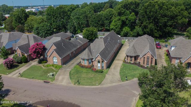 7169 N Swinnea Ridge, Southaven, MS 38671