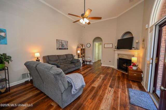 7169 N Swinnea Ridge, Southaven, MS 38671