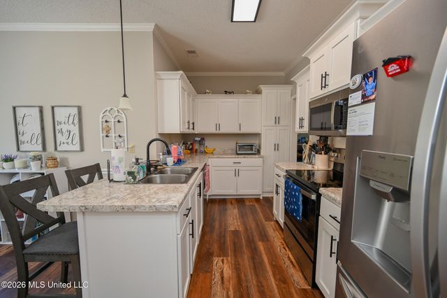 7169 N Swinnea Ridge, Southaven, MS 38671