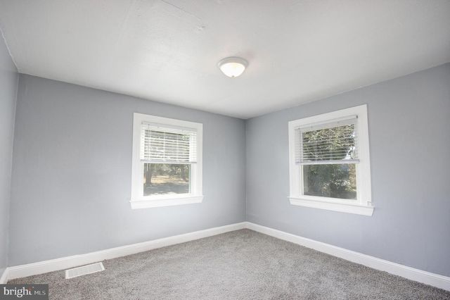 321 CARROLTON AVE, Salisbury, MD 21804