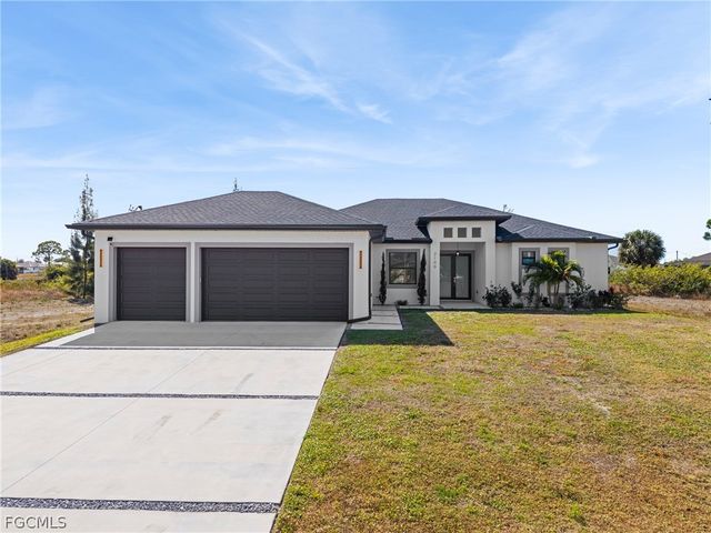 2100 NW 21st ST, Cape Coral, FL 33993