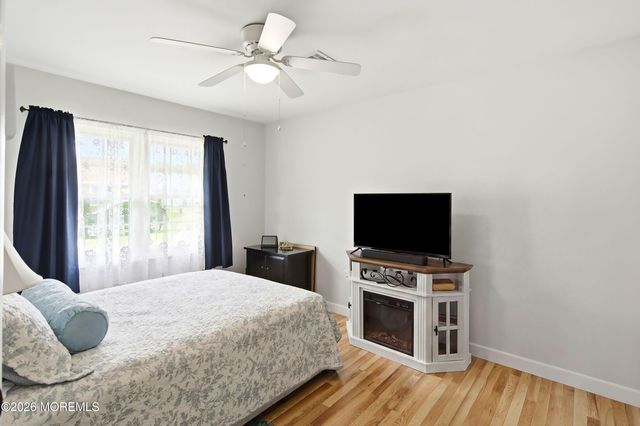 675D New Castle Court, Lakewood, NJ 08701