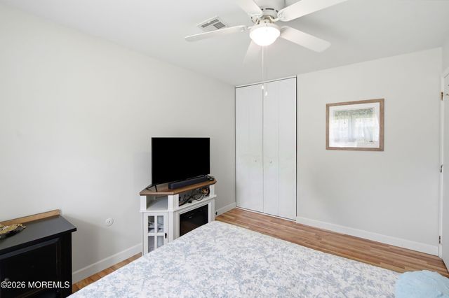 675D New Castle Court, Lakewood, NJ 08701