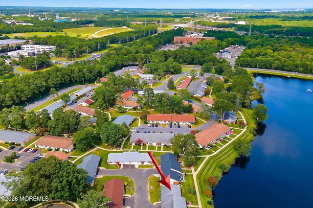 675D New Castle Court, Lakewood, NJ 08701