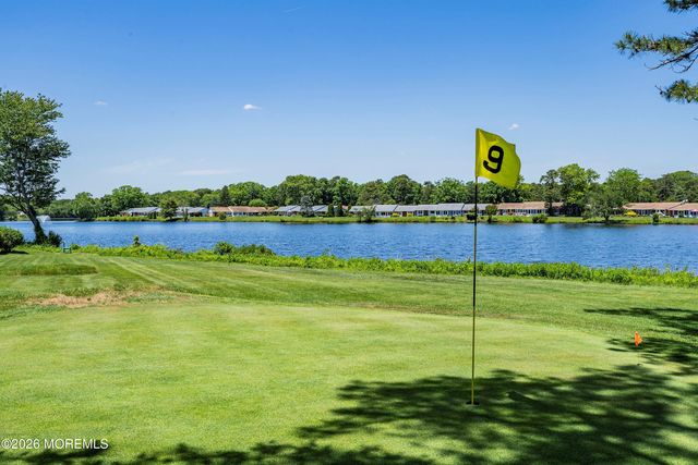 675D New Castle Court, Lakewood, NJ 08701