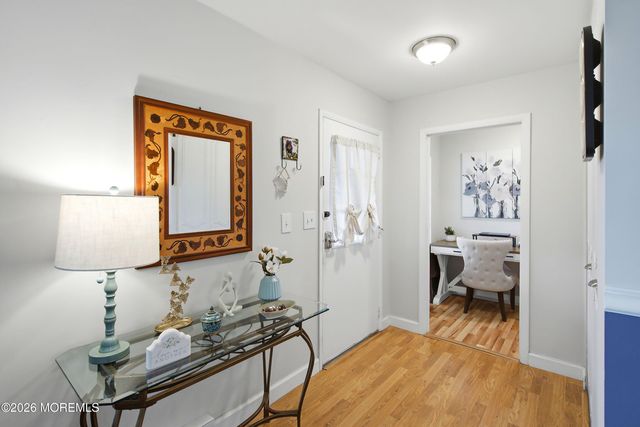 675D New Castle Court, Lakewood, NJ 08701