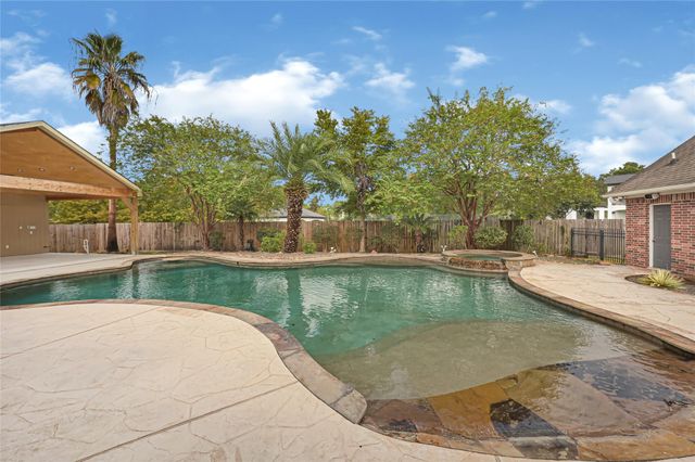 19763 Irenell Dr, Porter, TX 77365