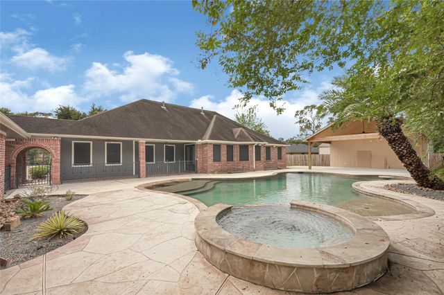 19763 Irenell Dr, Porter, TX 77365